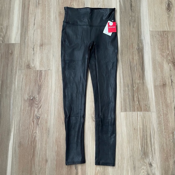 SPANX Petite Faux Leather Leggings S PETITE - Picture 1 of 9